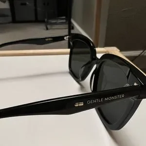 GENTLE MONSTER | Accessories | Gentle Monster Lo Cell Small | Poshmark